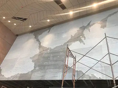 广东中山市威斯汀酒店大堂树叶浮雕